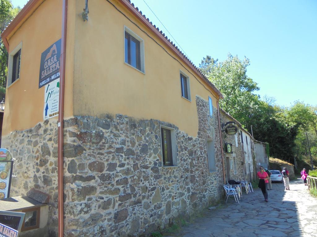 Casa Saleta Pensionat Melide Exteriör bild