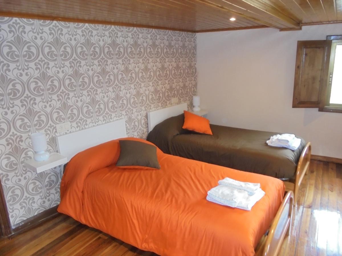 Casa Saleta Pensionat Melide Exteriör bild